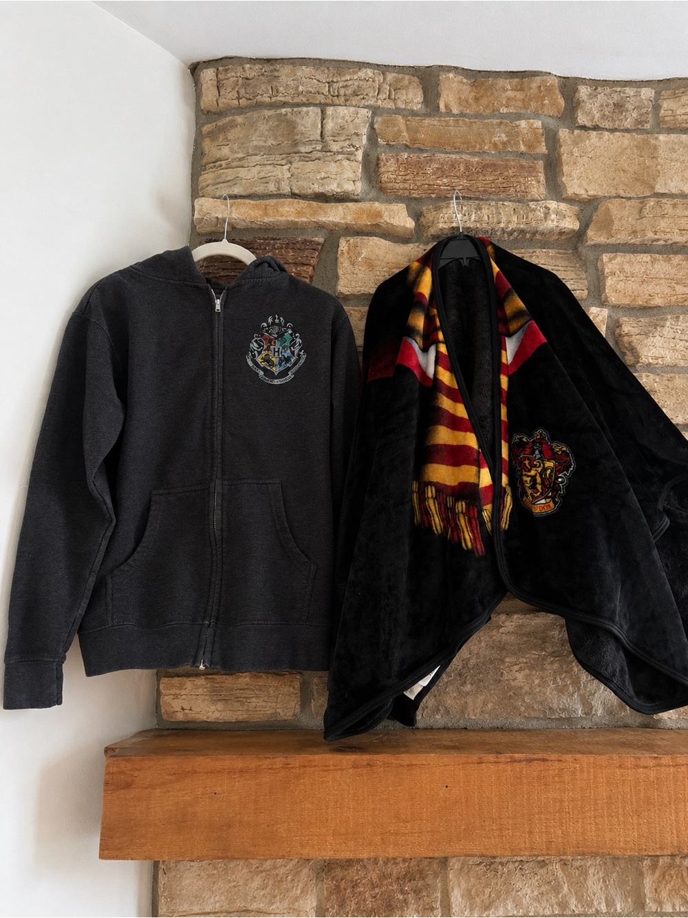 Harry Potter Bundle Kids Black Hogwarts Crest Zip Hoodie and blanket wrap/cape